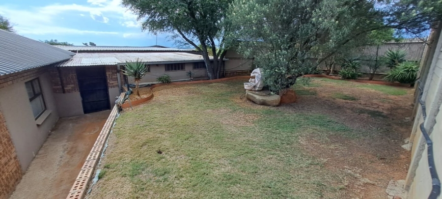 15 Bedroom Property for Sale in Kellys View Free State